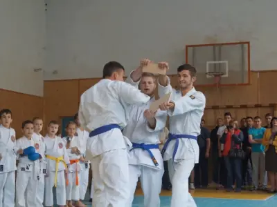 Показовий виступ у школі №23, 2015